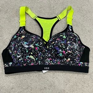Victoria Secret 34C Sport Bra with Hook Closure